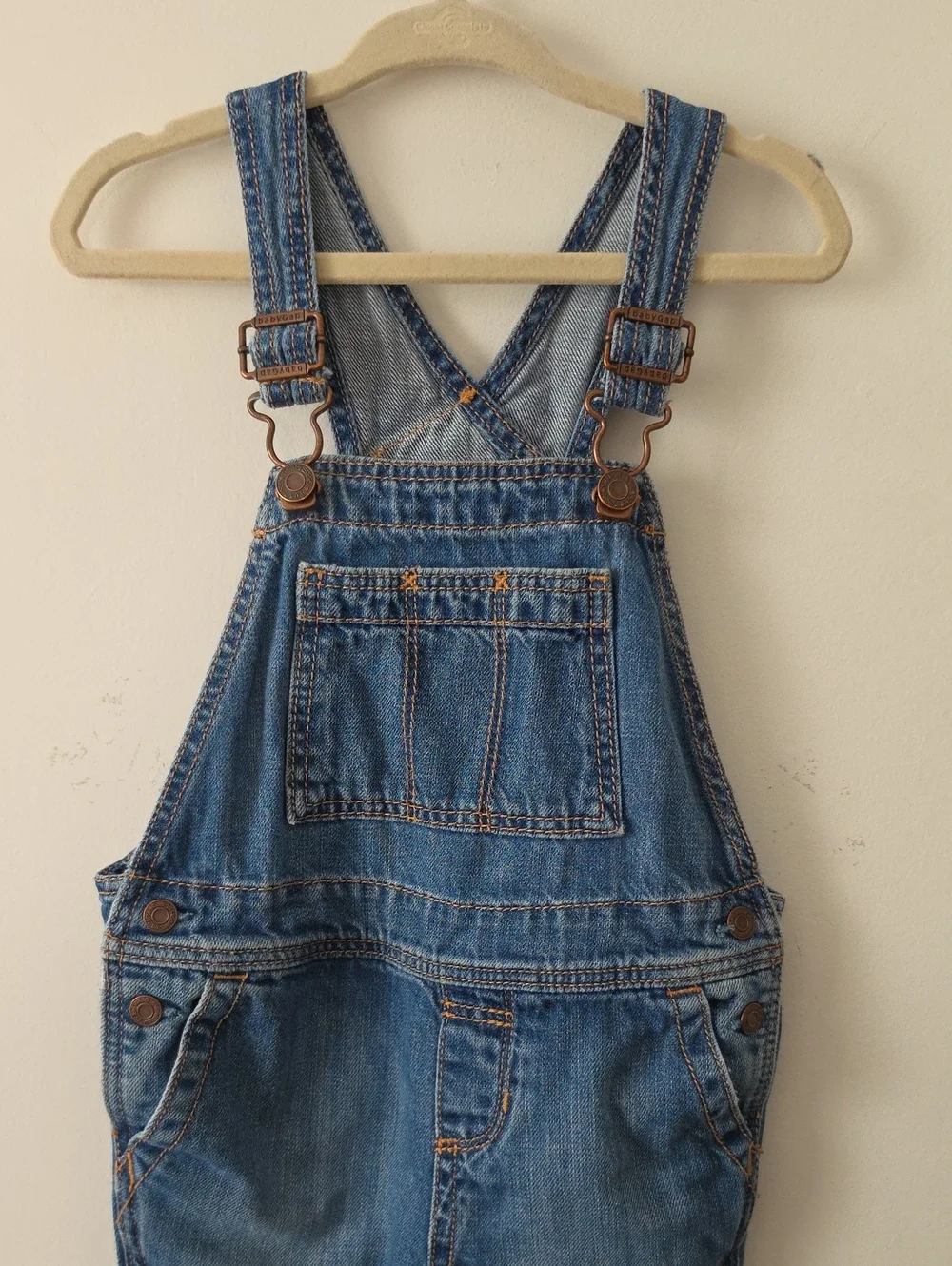 GAP Classic Light Blue Denim Overalls Size 2 Yrs